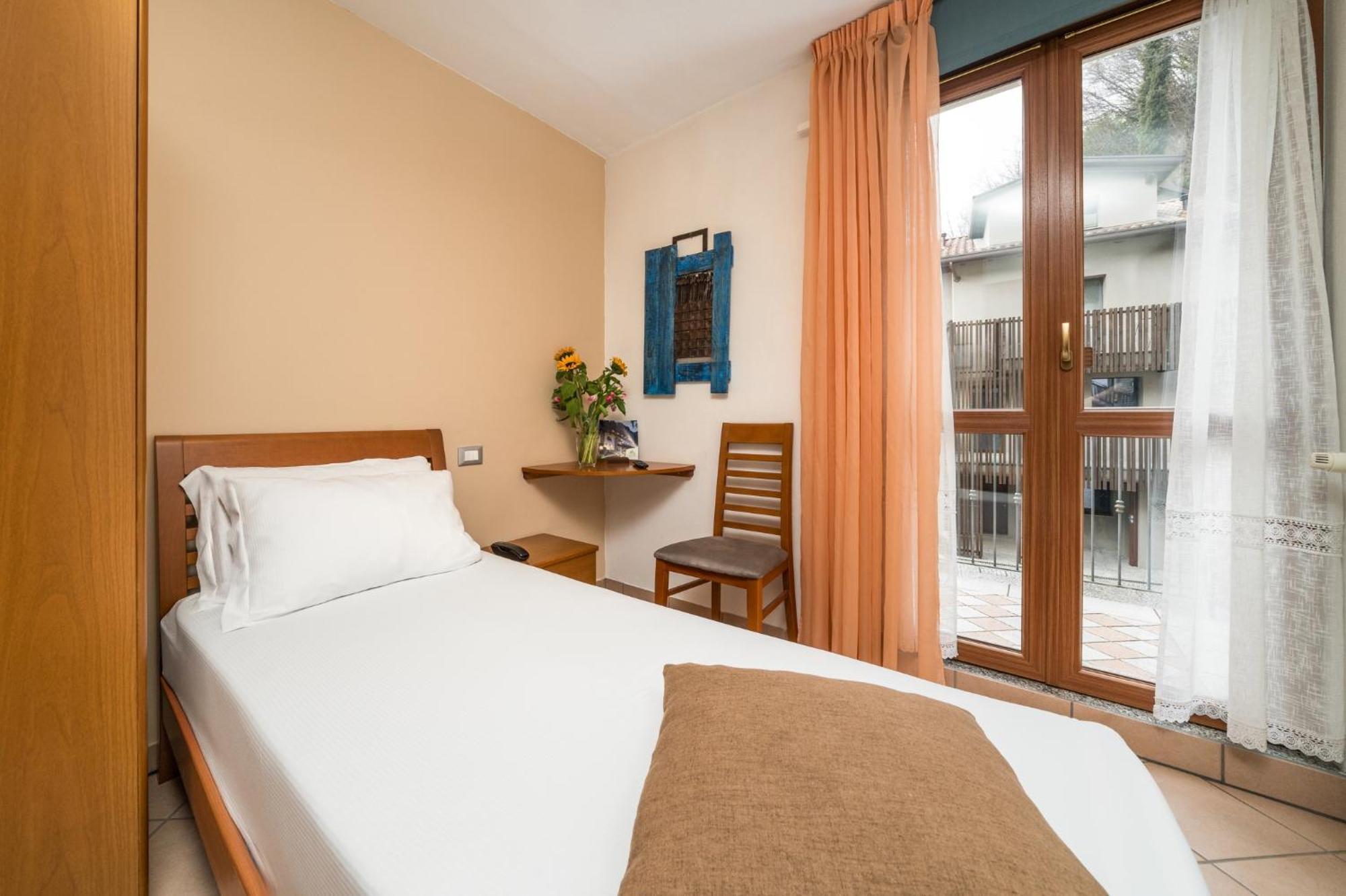 Hotel Oasi Verde Bienno Eksteriør bilde